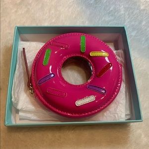 SOLD 💕 Kate Spade KSNY x Darcel Donut Coin Purse